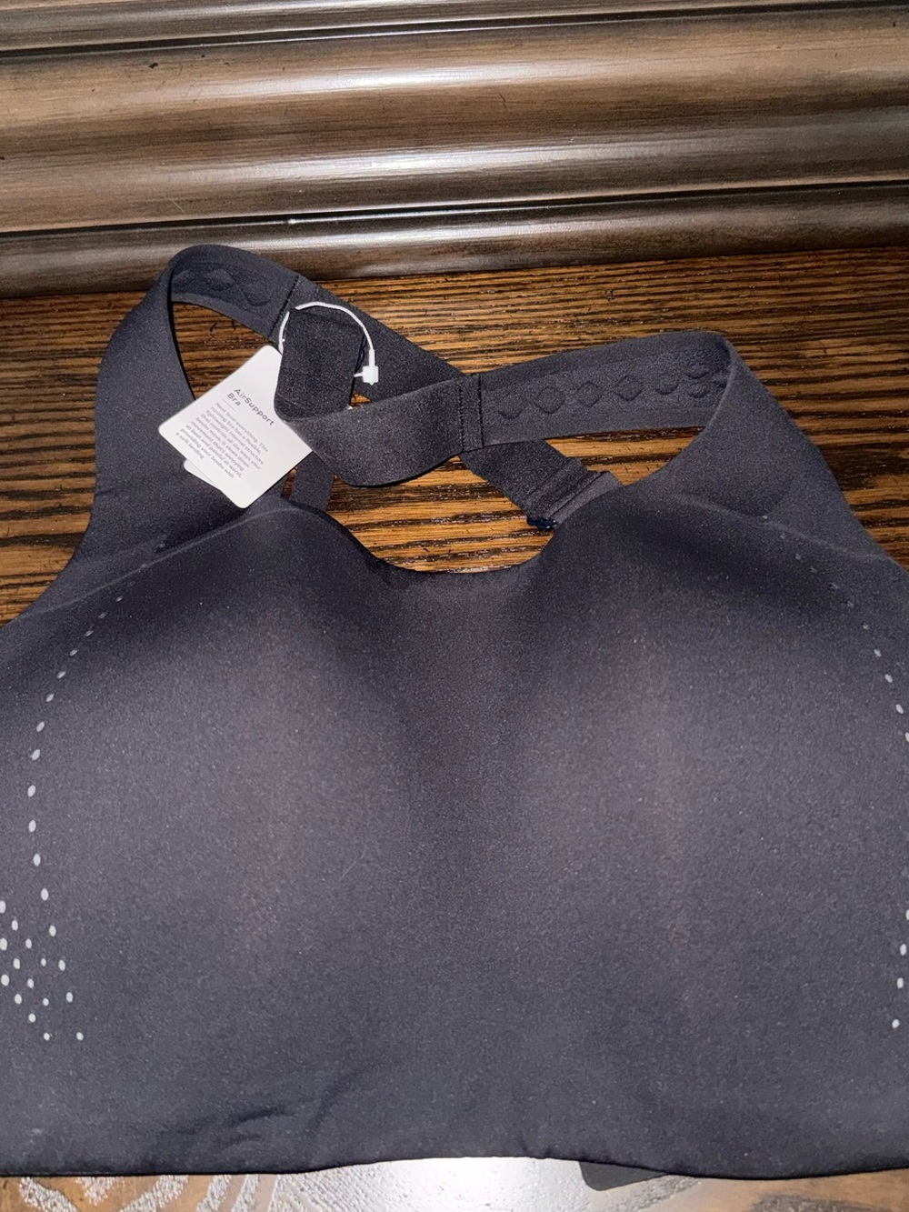 Black Lululemon air support bra